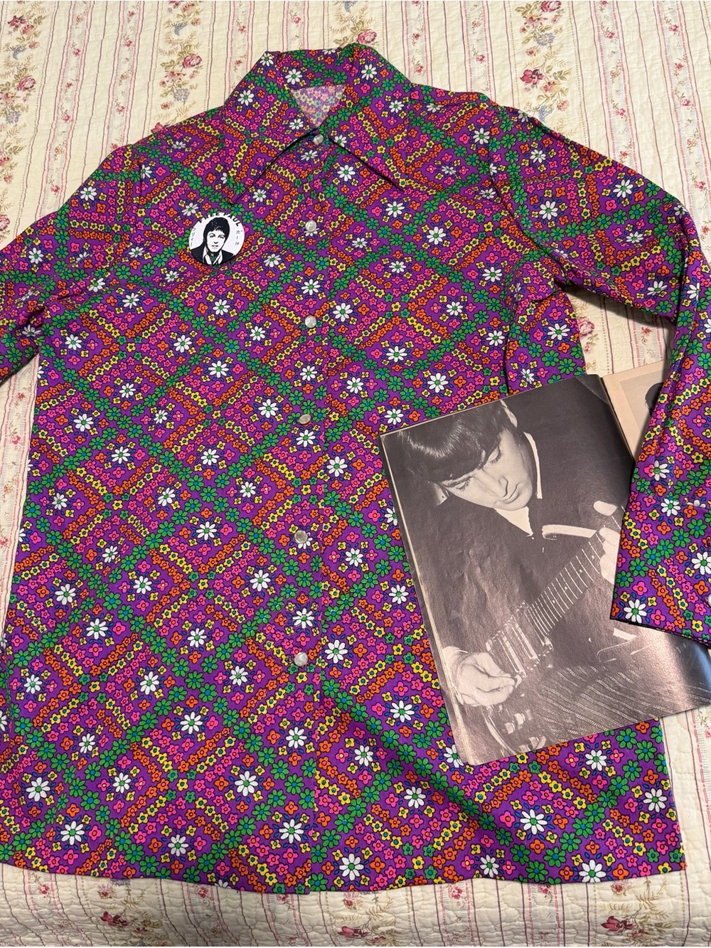 True Vintage 60s Unisex Psychedelic Mod Barkcloth Floral Dagger Collar Shirt Med